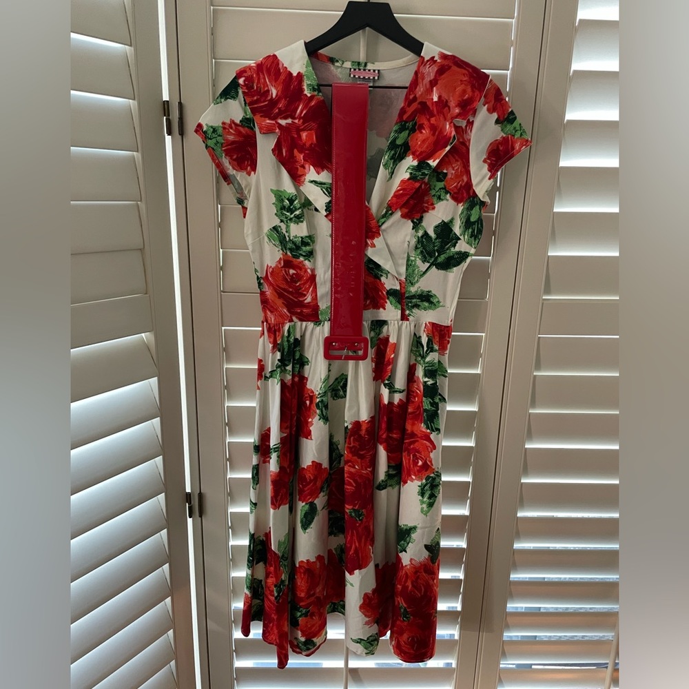 Pinup Couture Floral Fit & Flare dress - belt included!